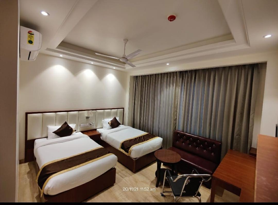 Mds Royal Resort Tulsipur Exteriér fotografie
