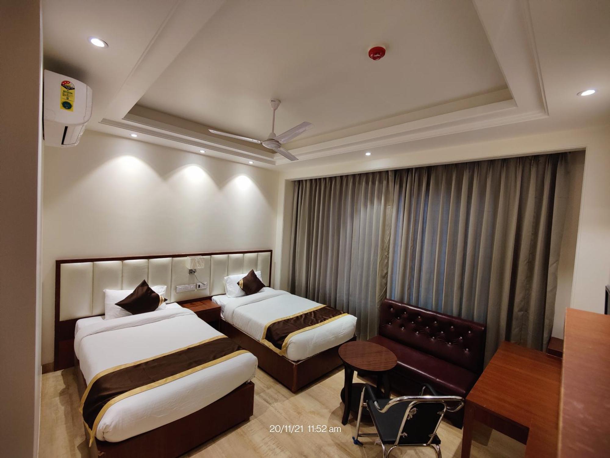 Mds Royal Resort Tulsipur Exteriér fotografie